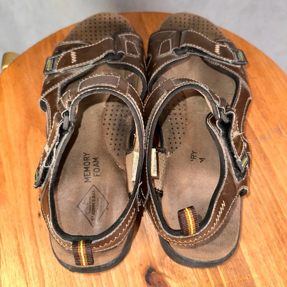 St. John's Bay Llewellyn Sandals Mens 11 Brown Good Memory Foam Strappy Sport